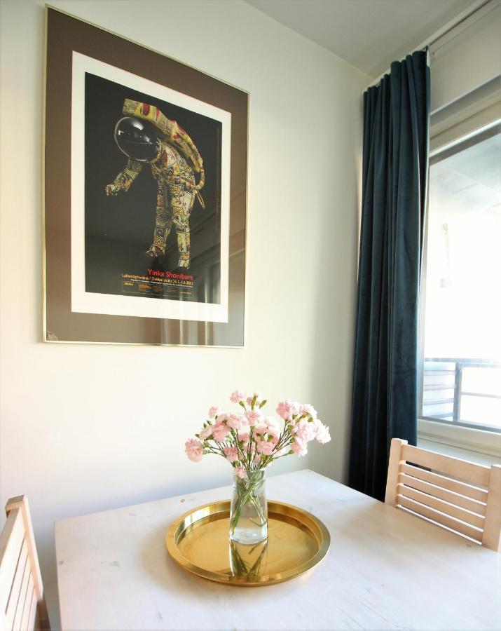 Stay Here Apartment Kamppi Helsingfors Eksteriør bilde