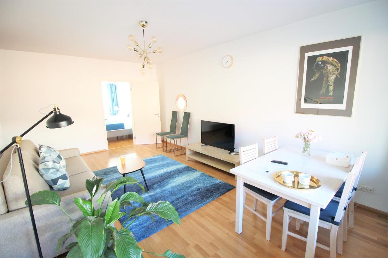 Stay Here Apartment Kamppi Helsingfors Eksteriør bilde